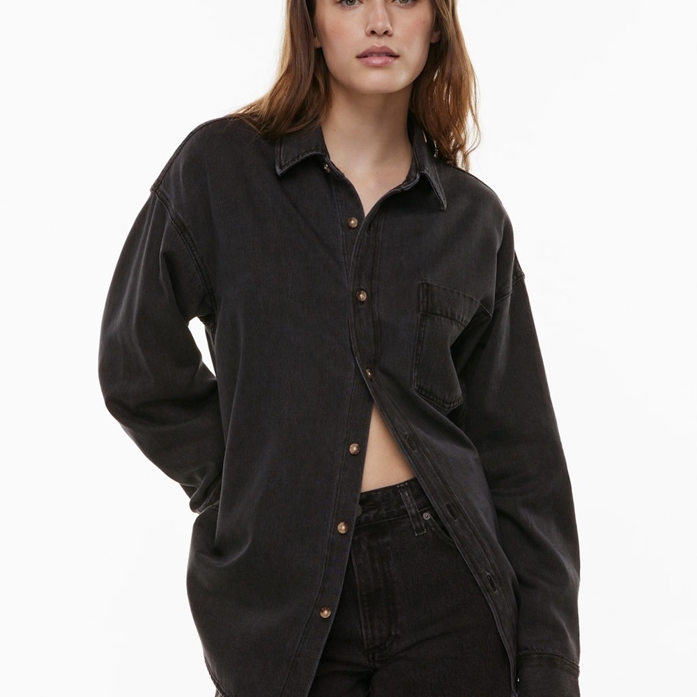 Aritzia Denim Forum 80’s Black Denim Shirt size XS